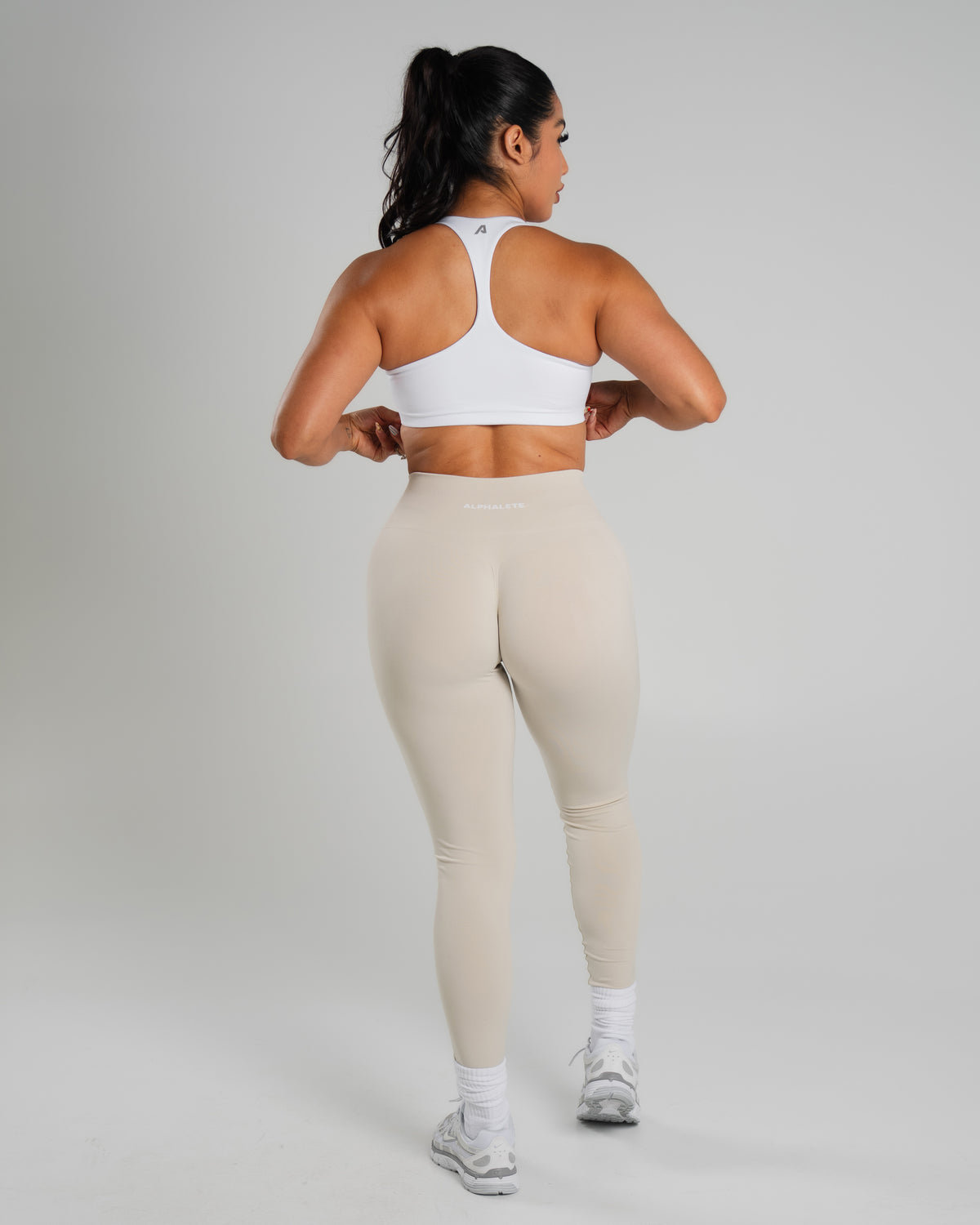Amplify Mid Rise Legging - Deep Navy product media