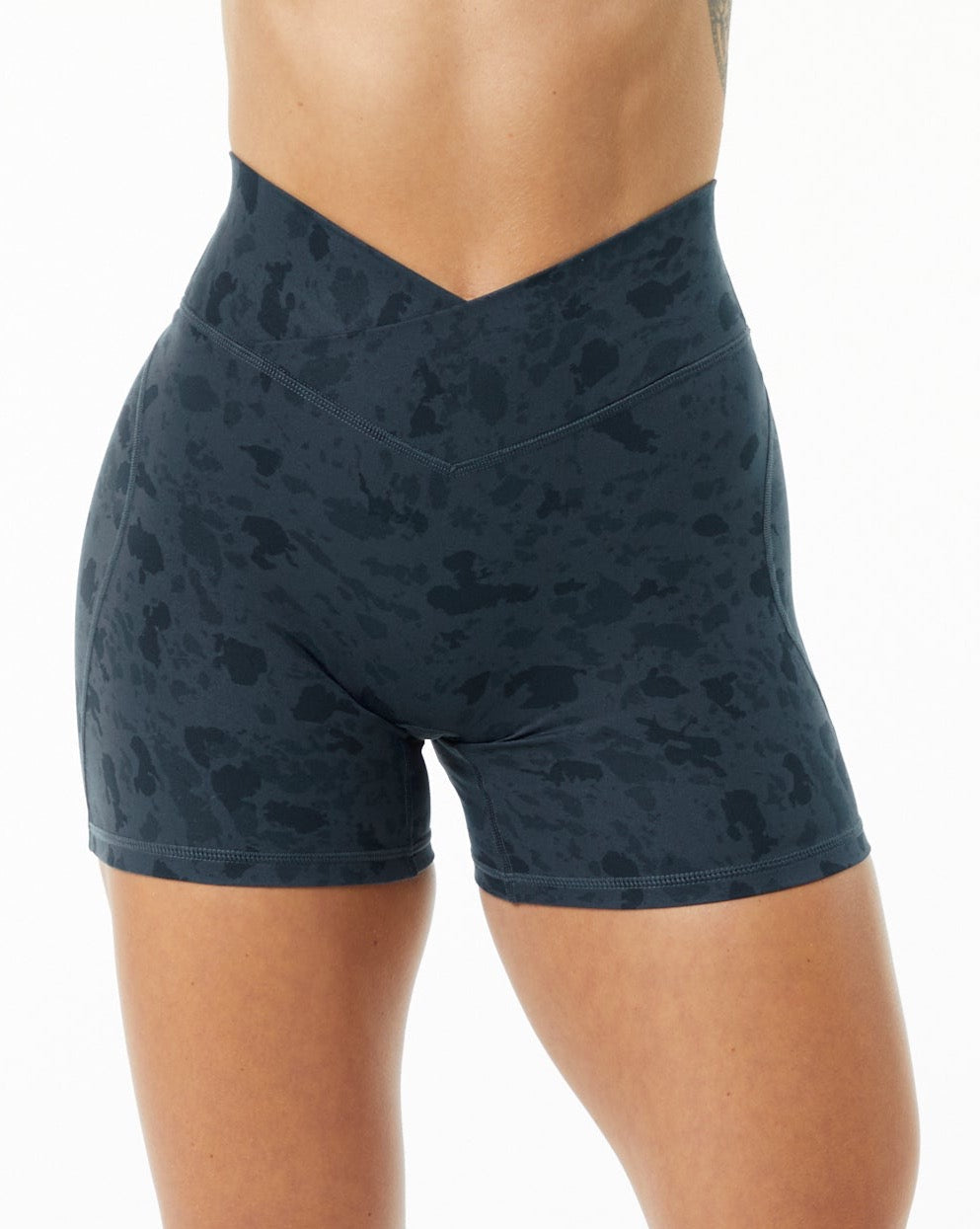 Surface Power Short 5 - Pebble Print Whale Blue – Alphalete Athletics UK