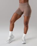 Pump Mid Rise Short - Mocha
