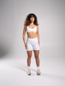 Pump Mid Rise Short - White