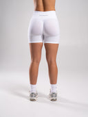 Pump Mid Rise Short - White