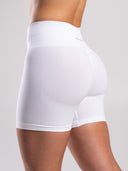 Pump Mid Rise Short - White