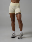 Contour Mid Rise Short - Buttercream