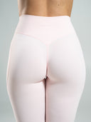 Aura Ultra-High Rise Capri - Ballet Pink