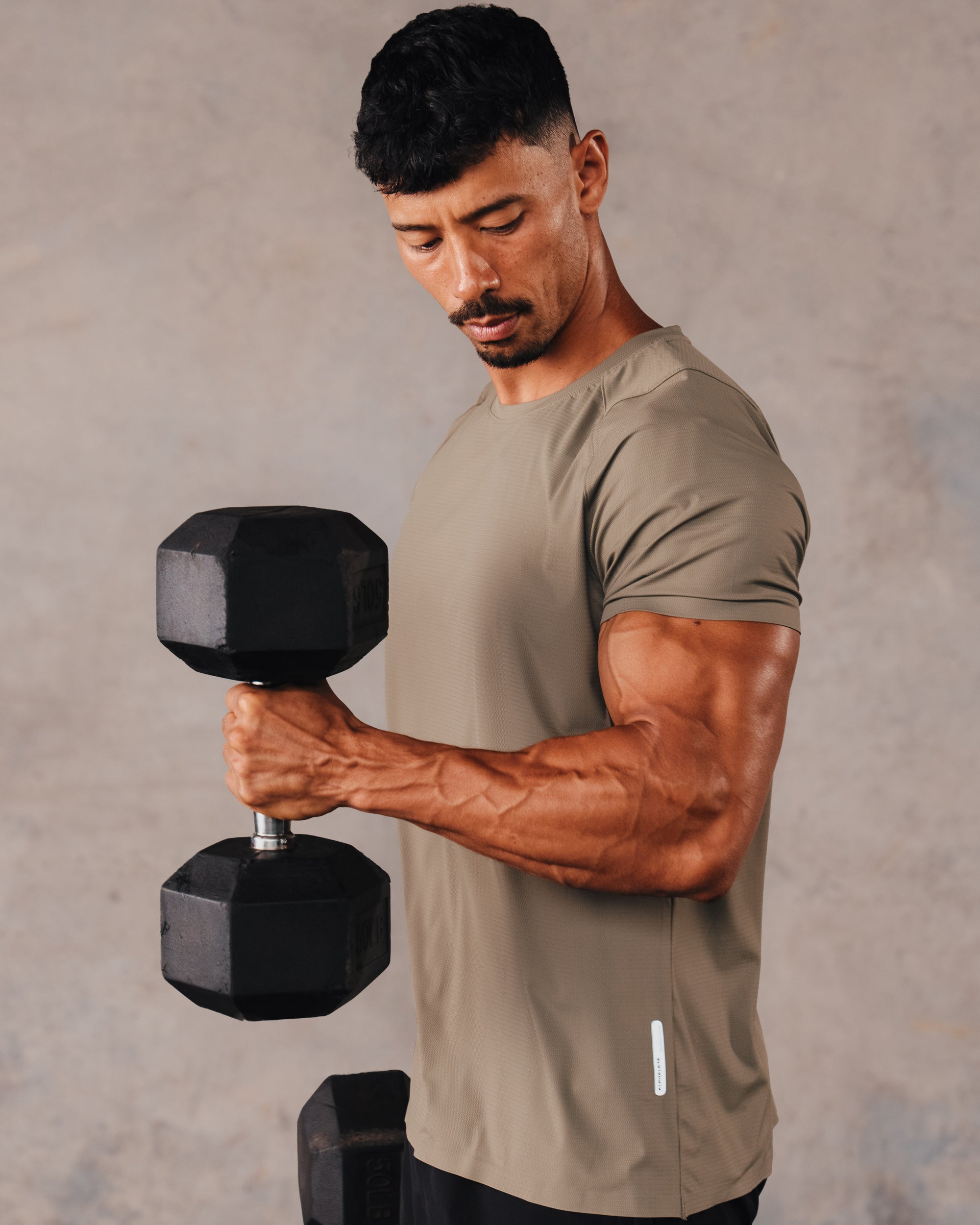 Premium Workout Clothes & Athleisure – Alphalete Athletics UK
