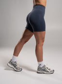 Pump High Rise Short - Dusty Navy