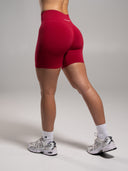 Pump Mid Rise Short - Scarlet